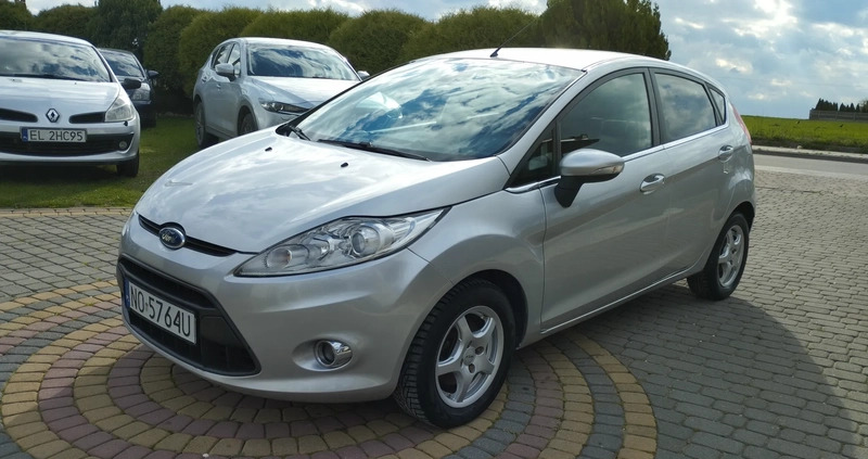 Ford Fiesta cena 16900 przebieg: 204796, rok produkcji 2009 z Cieszanów małe 191